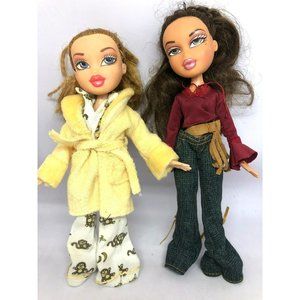 Bratz Slumber Party Meygan and Bratz Yasmin 2003 Doll, NO MATCHING SHOES